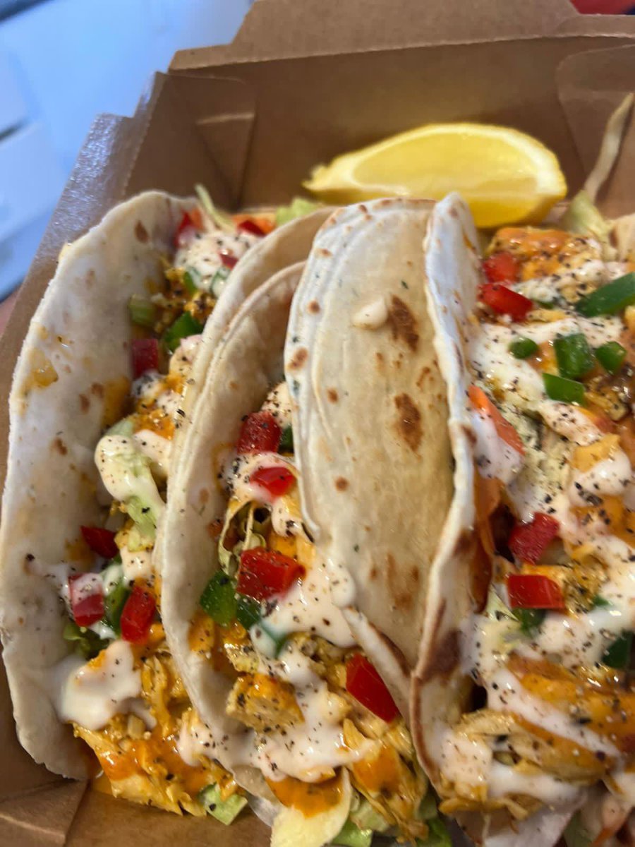 NampaDavid's tweet photo. OPoobema omuhole kutameka kwalata.

Placing your #TacoThursday order after 16:00 can never be a great idea nor the right time. The right time is always now, while the coffee is warm 🤭

So Beloveds can I have the orders and a very Good morning to you 🤭😊

#tacothursday #3for100 https://t.co/7RQPXlPyEV