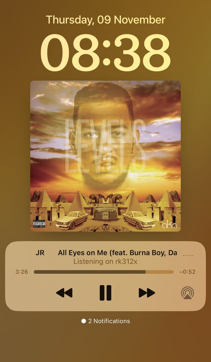 _Nelleaux's tweet photo. Workout done. Now to work. 👩🏽💻
#RIPSupaMega 🤍🙏🏽🕊️ https://t.co/5y0oQ9g8wD