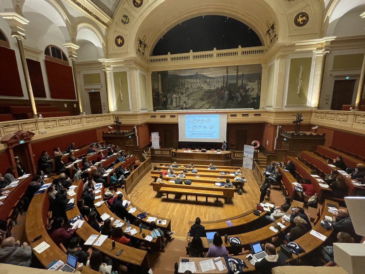 Let's start the second day of the #CFATG11 ✨
Yesterday we had the honor to listen to our wonderful invited speakers @MasaakiKomatsu @ClaudineKraft and a lot of great talks!
<a href="/CFATG/">CFATG</a> <a href="/CaroleKretz/">Kretz Carole</a> 
#science #autophagy #meeting #palaisHirschLyon2