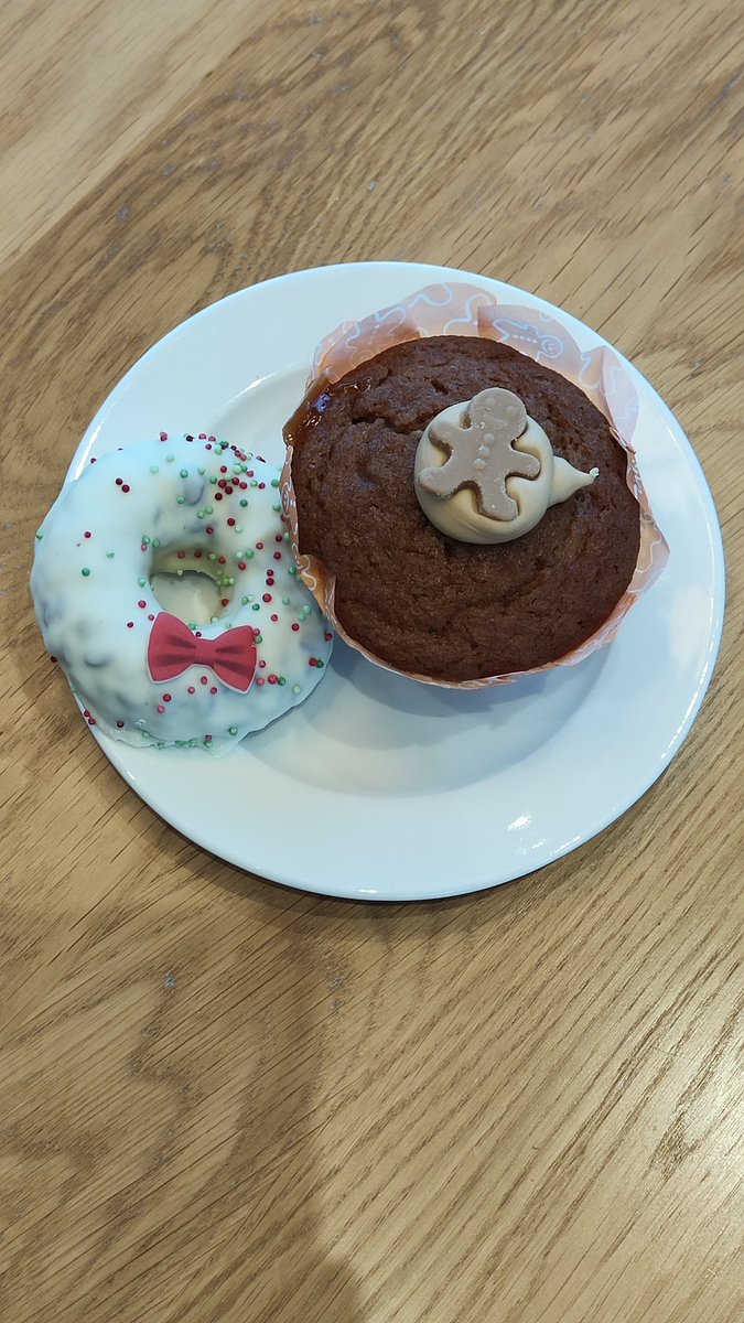 Jonnyabroad's tweet photo. Christmas vibes https://t.co/qd7zQu0S8s