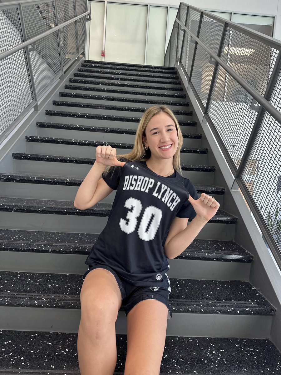 Ellery Sample tweet media