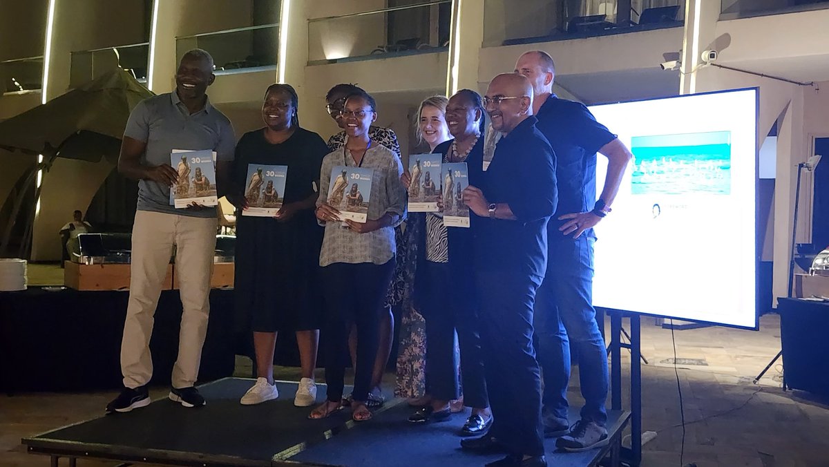 Yesterday, WIOMSA celebrated 30 years of impactful regional marine science at the #MarineRegionsForum evening reception and launched the “30 Years of WIOMSA' booklet. 🌊 To read about WIOMSA’s history and journey in the WIO region, visit👉 blog.wiomsa.net/2023/11/08/30-…