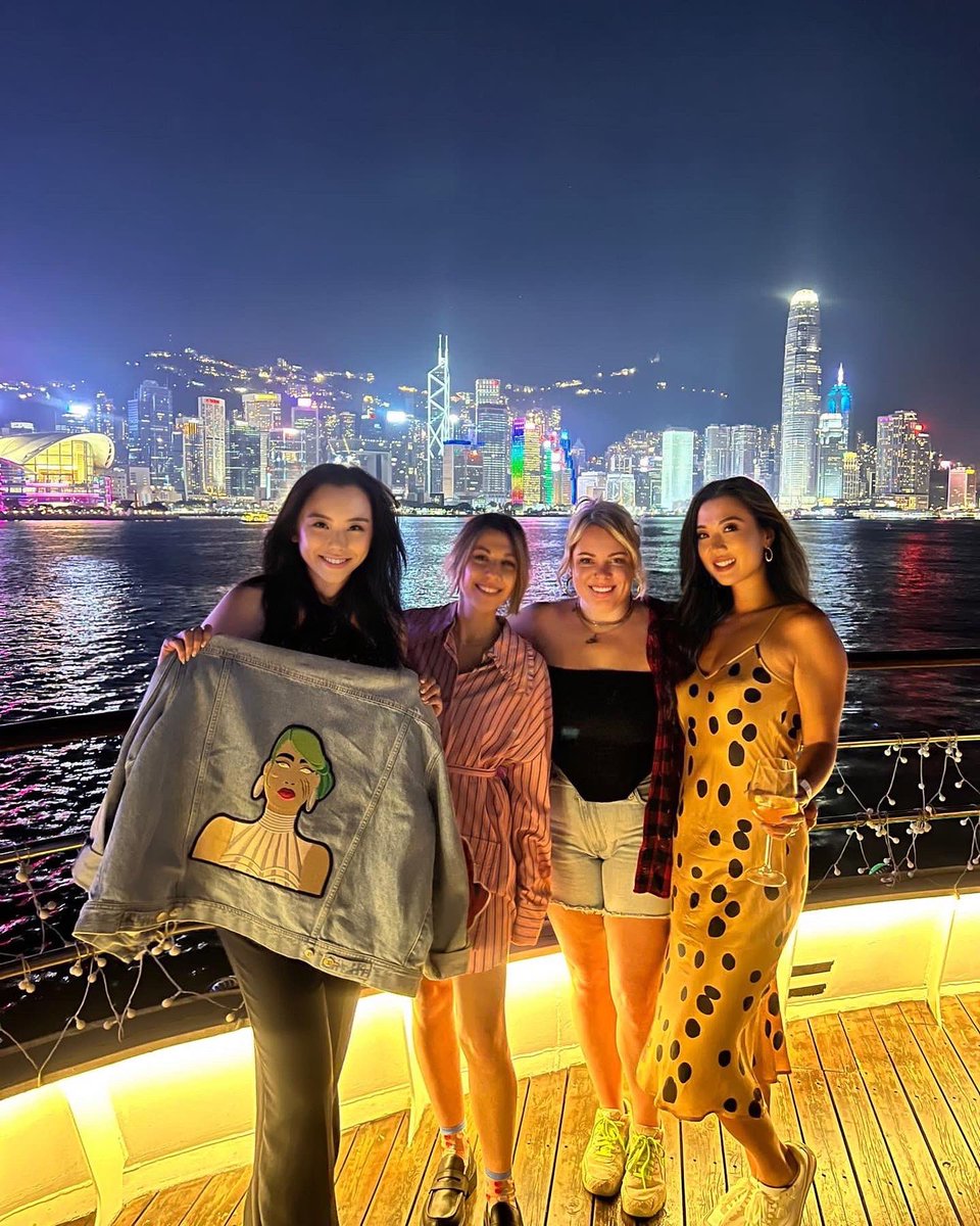 dianalukye's tweet photo. @worldofwomennft at Apefest HK is a whole other vibe 💜💅  Thank you @BoredApeYC for having us in Hong Kong. https://t.co/UqzNBM6o8l