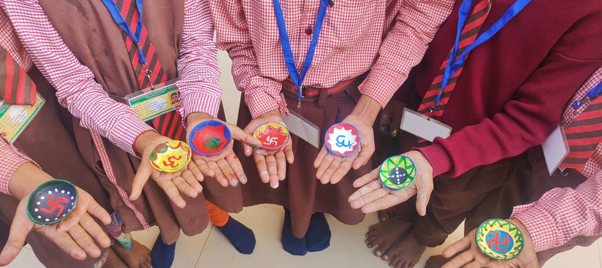 basicshiksha_up's tweet image. भव्य अयोध्या के दिव्य #Deepotsav2023 में एक दीपक हमारा भी...
प्रस्तुति: प्राथमिक विद्यालय भैरवां द्वितीय, ब्लॉक- हसवा, फतेहपुर
#LightOfLearning #UPBasicEducationModel
@UPGovt @CMOfficeUP @thisissanjubjp