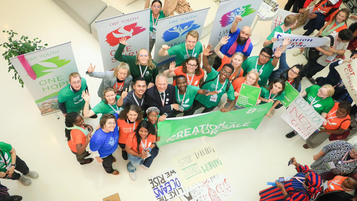 lutheranworld's tweet photo. Throwback Thursday:  It was a gift to see the active vibrant participation of young Lutherans at the Thirteenth #LWFAssembly as delegates, stewards and young reformers.

Did you or someone you know participate in the surprise march at the Assembly? 
#ThrowbackThursday @LWFyouth https://t.co/s0GQVq9Gsd