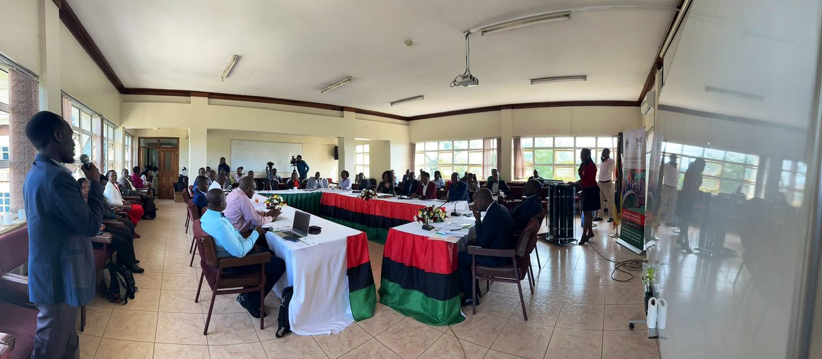 RIFMakerere's tweet photo. The Participants for todayโs engagement, the Makerere University
Research and Innovations Fund (Mak-RIF)
Consultative Engagement with Private Sector, NGOs and CSOs Stakeholders to review the Mak-RIF Research Agenda take on some introductions.
๐ @MakCoCIS
#MakResearch https://t.co/GKqGRIVSzD