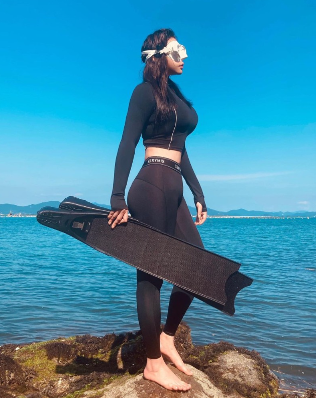 冲浪潜水有一起的吗？反差！