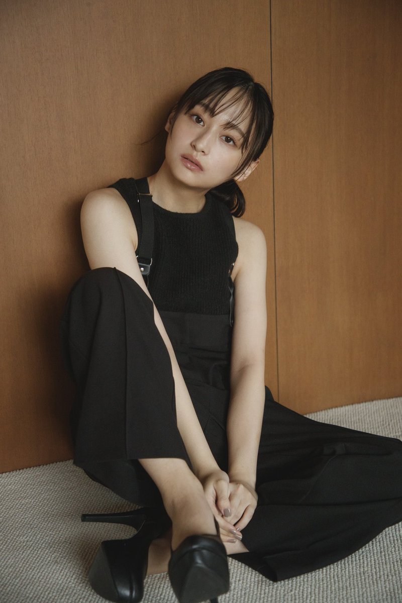 原色美女図鑑 優香 週刊文春 2001年(平成13年) 五月二十四日号 原色美女図鑑 優香 週刊文春 2001年(平成13年) 五月二十四日号 週刊