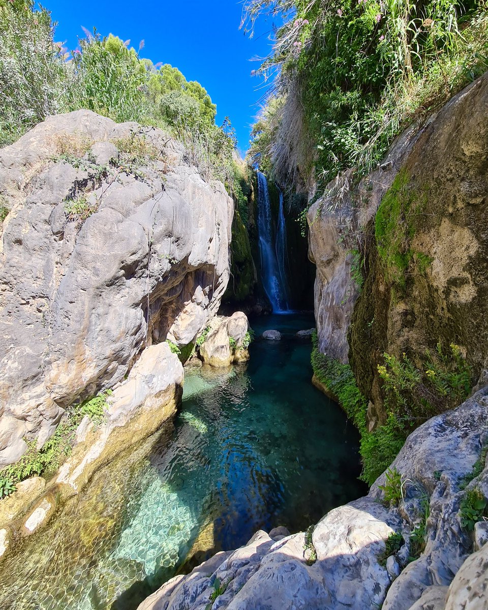 costablancaorg's tweet photo. ¡Abierto todo el año! 💦 Ven y disfruta de Les Fonts d’Algar en cualquier momento. Apúntate una escapada y pasea entre cascadas, pozas y mucha naturaleza 🌱🪵. #CallosadenSarrià #CostaBlanca https://t.co/YFUKStAq7e