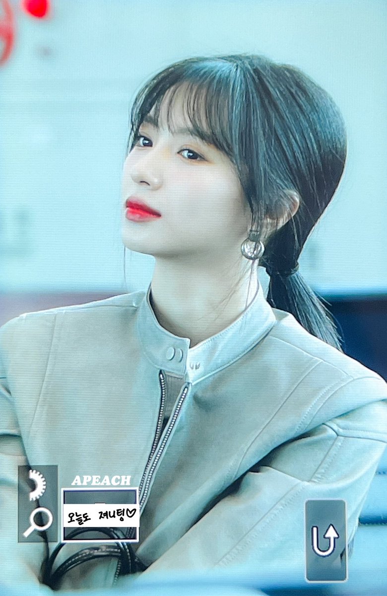 APEACH_CB's tweet photo. 231109 ICN

(♡´𓋰`♡)

@cherrybullet

 #체리블렛 #CherryBullet #지원 #허지원 #아기여우🦊 #오늘도져니팅 https://t.co/diXmdN9eBn