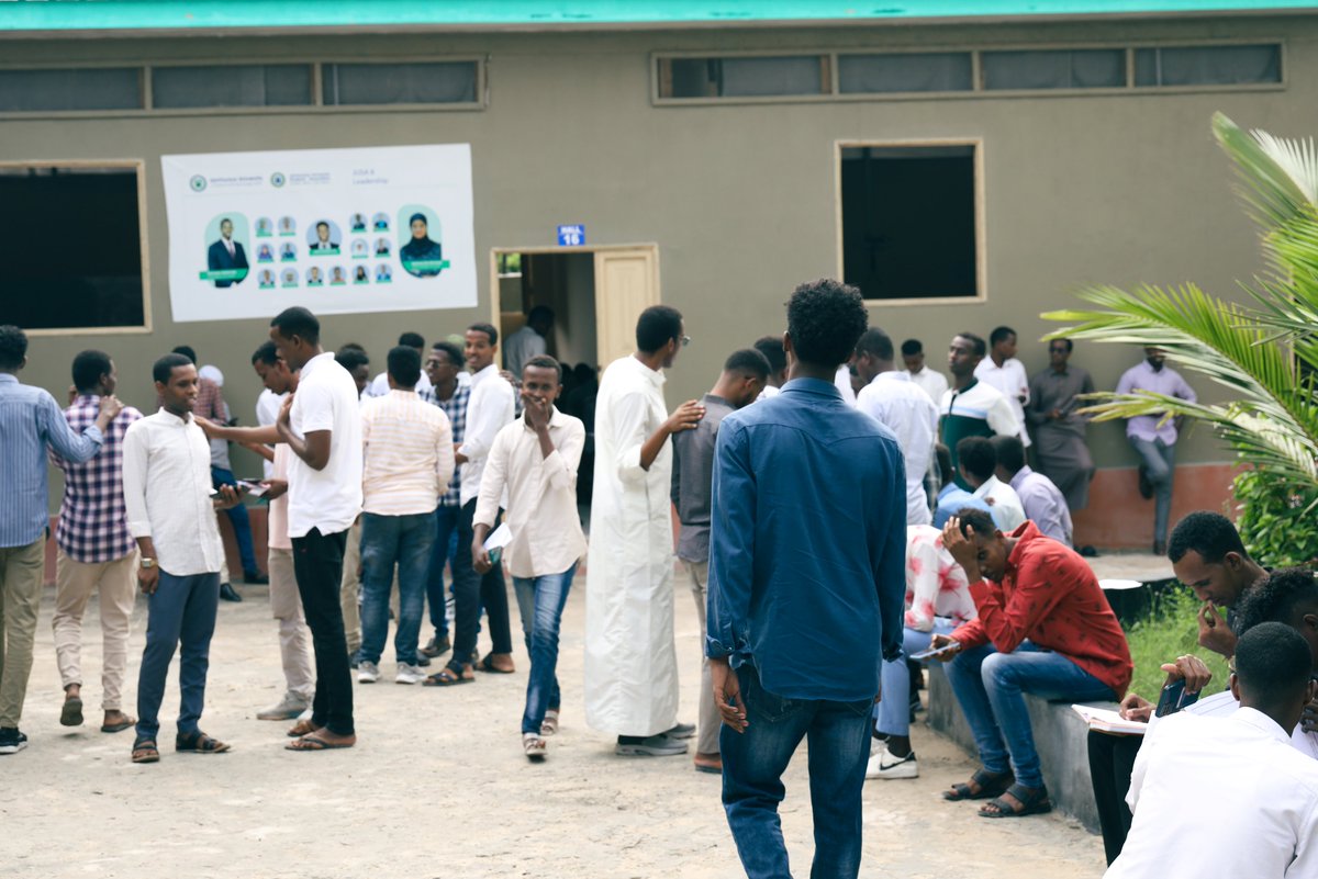 JamhuriyaUniv's tweet photo. Imtixaanka bartamaha semester-ka I (𝐌𝐢𝐝𝐭𝐞𝐫𝐦 𝐄𝐱𝐚𝐦) ee sanad dugsiyeedka 𝟐𝟎𝟐𝟑-𝟐𝟎𝟐𝟒, ayaa si rasmi ah u bilawday maanta.
Dhamaan ardayda waxaan u rajeynaynaa guul iyo horumar.
#JUST #LifeAtJUST #MidtermExam