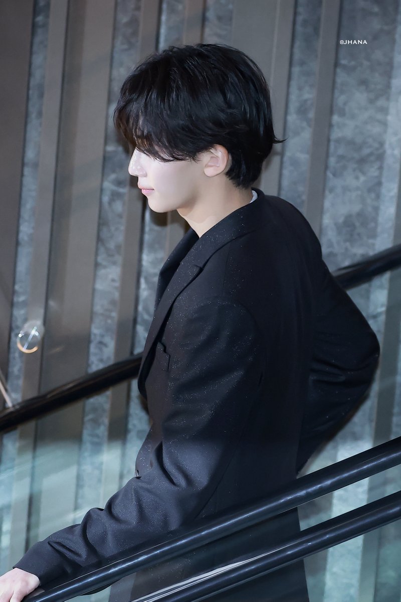 JHANA_1004's tweet photo. 231109  #정한 #JEONGHAN #ジョンハン #SEVENTEEN #세븐틴 https://t.co/80v0o61MFT