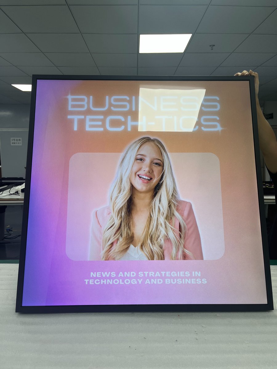 JasmineChen502's tweet image. 45.4-inch Square Android display, 

We do have 19.2” 26” 29.6” 33.3” 39.4” 45.4” 52.3”,  kindly contact me if you need more information

#barlcddisplay #digitalsignage #lcddisplay #artists #museums #digtialsignagesolutions