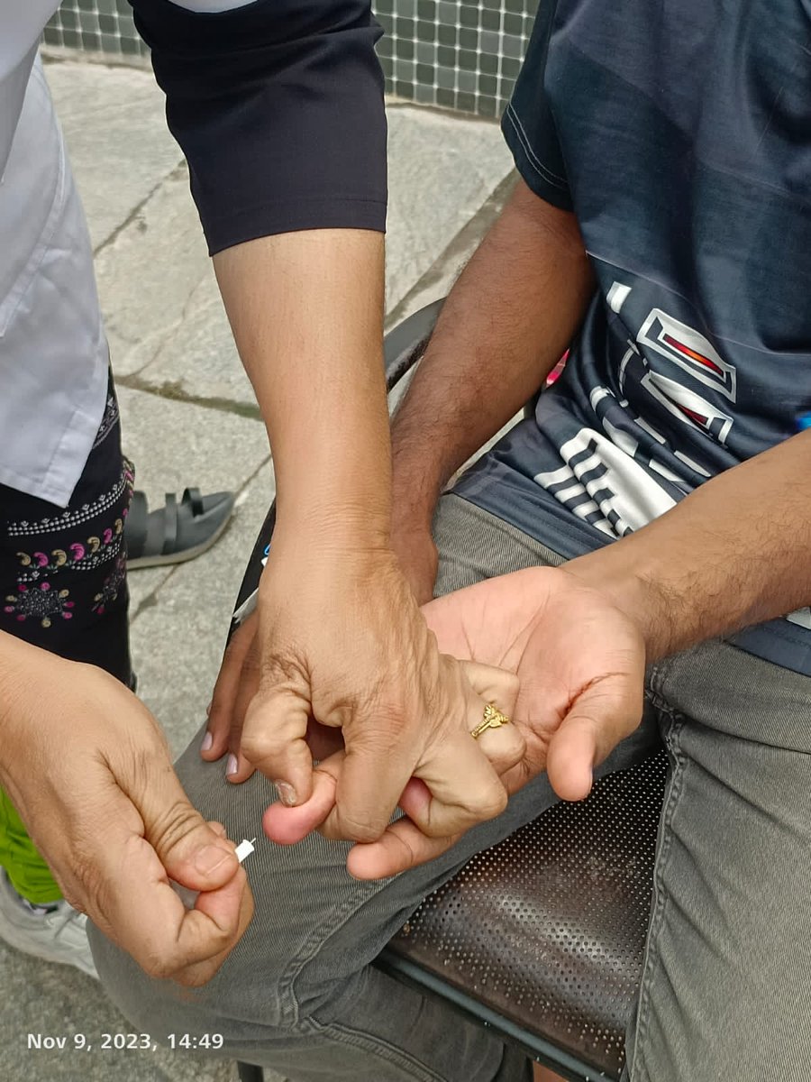studentbodyeflu's tweet photo. On the fourth day of indefinite and relay hunger strike, a vitals check-up was conducted. We will continue our struggle until our demands are met. #hungerstrike #justiceforeflu https://t.co/NRyqFvBXOj