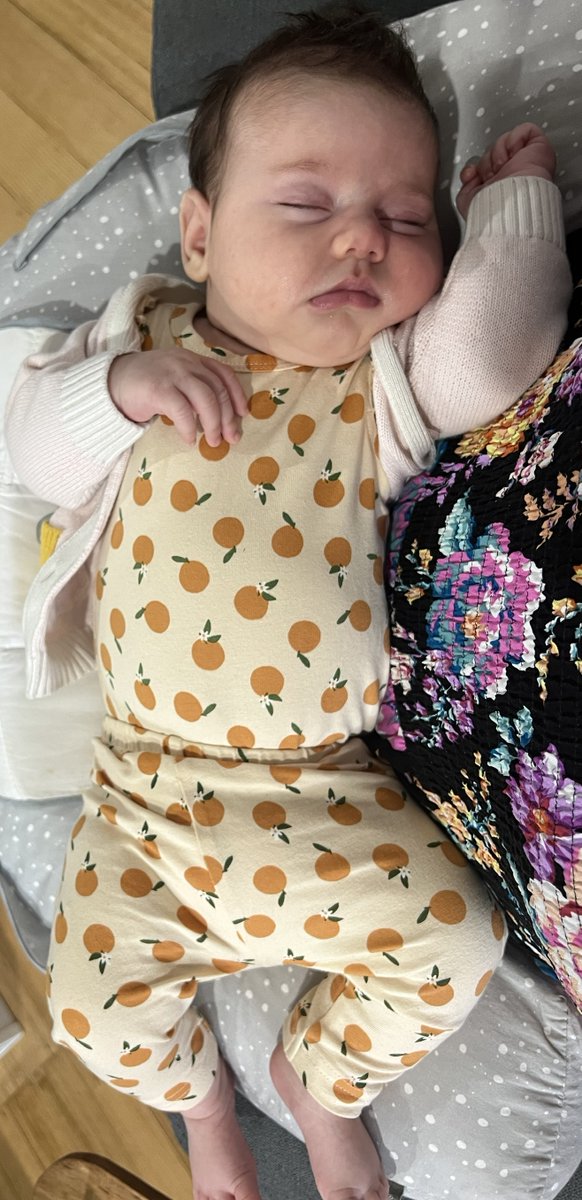 PEAChY_RCT tweet media