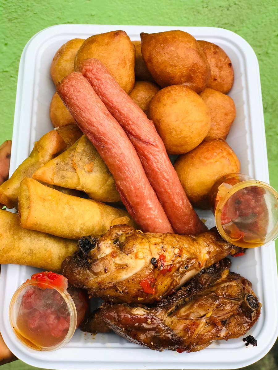 ExploreDebbie's tweet photo. Don’t deny it. I know you want it badly.😉

Our signature small chops is still on the menu.

N5000 as seen

For more enquires or to order call/WhatsApp: 09156019126

We deliver to anywhere within portharcourt.

#exploredebbie #phtwitter #smallchopsph #portharcourt https://t.co/mfffCtJ5bF