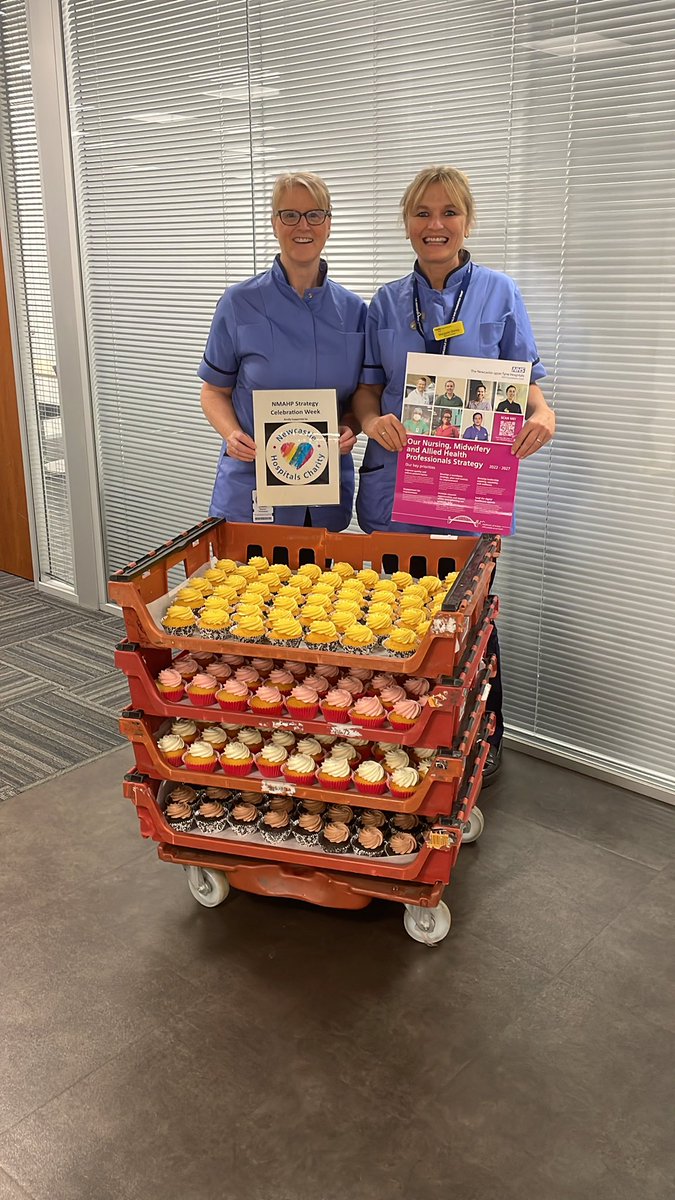 Celebrating our NMAHP strategy at Regent Point this morning. Newcastle Charity have donated some cupcakes to help us say a huge thank you to our nursing, midwifery and AHP colleagues🧁@NewcastleNMAHPs @MCushlow @ianjoyRN @lisa_guthrie3