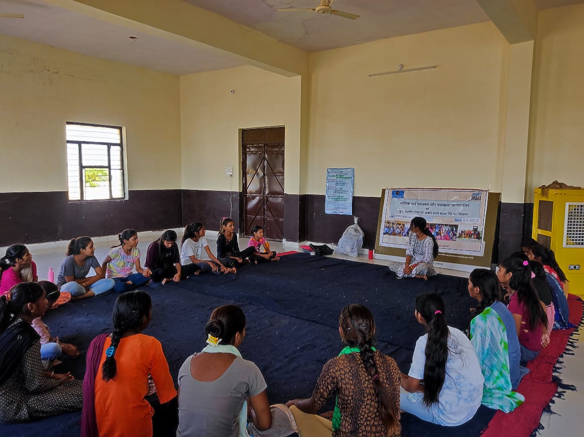 'Empowering girls in Phaldi, Kishanganj Block, through the Bala Project! 🌟 Under @ProjectBaala , we recently hosted a workshop focusing on the use of Bala Pads, addressing vital topics like adolescent changes, combating leucorrhea, and navigating menstruation challenges.
