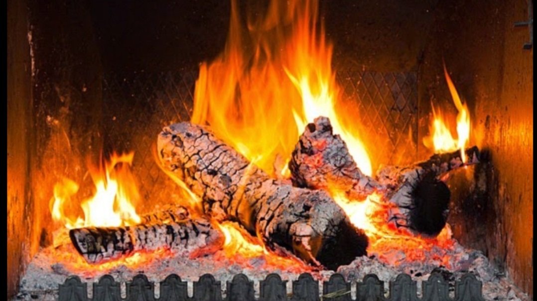 ➡️ El monóxido de carbono #CO es un gas tóxico, sin olor y sin color, que se genera en las combustiones 🔥 por falta de oxígeno en lugares cerrados. 
🔹Una mala combustión, por falta de O2, en sistemas utilizados para calentar un recinto como braseros,...
(1/6)