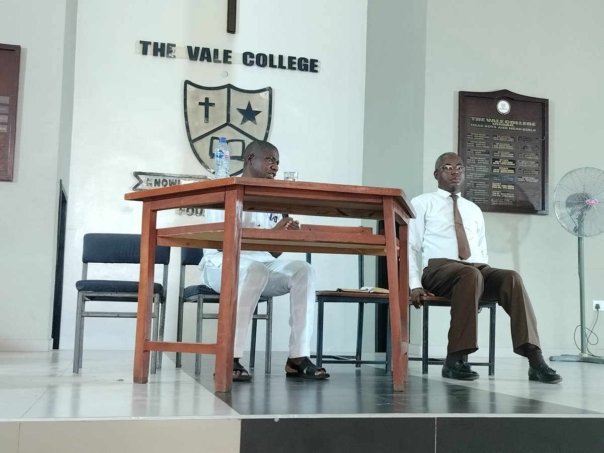thevalecollege_'s tweet photo. Throwback to Thursday October 26 when we had an inspiring career guidance talk with Professor Oluwasemiire on research in agriculture and the journey to professorship. 

Thank you so much for your time and valuable insights, Professor! 

#ThisIsTVC #Careertalk https://t.co/3QN877n4dj