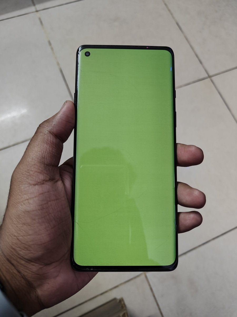 rohitranjan0010's tweet image. Had a very bad experience with OnePlus service centre. My OnePlus 8 suddenly got a green screen issue and I&apos;m not even able to use the phone. Service centre is saying that free replacement is only applicable on green line issues and not on full green panels.
Please help me guys.