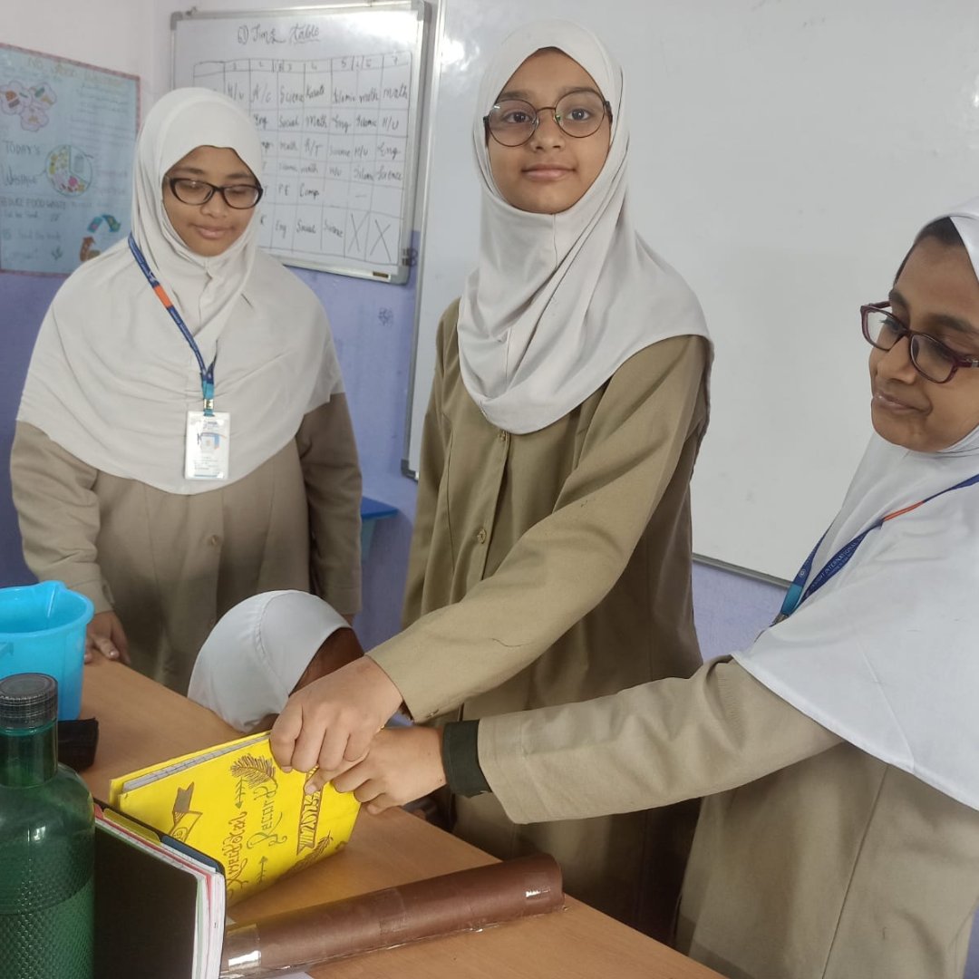 Grade 6 D girls are turning up the volume on science!
Exploring the groovy world of sound vibrations and reflections. 

#sciencestars #soundexplorers #girlsinSTEM #insightinternationalschool #Shaikpet #mehendipatnam #india #hyderabad