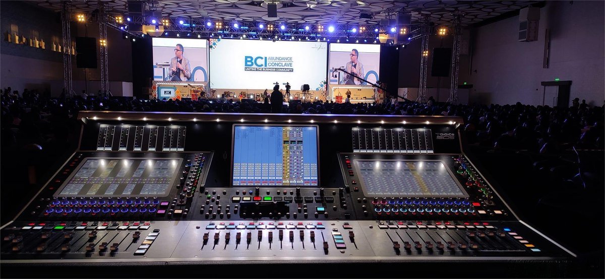 YESTECH_LED's tweet photo. 👉Explore the outstanding performance of the YesTech MG6S P2.84 LED wall at the BCI Abundance Conclave 2023 event! 

🤗For more: https://t.co/wlmqFOqMeF

#BCI #ledscreen #ledwall #leddisplay #yesled #conferenceevent #MG #indoorevents #yestech #india https://t.co/WovApf4H76