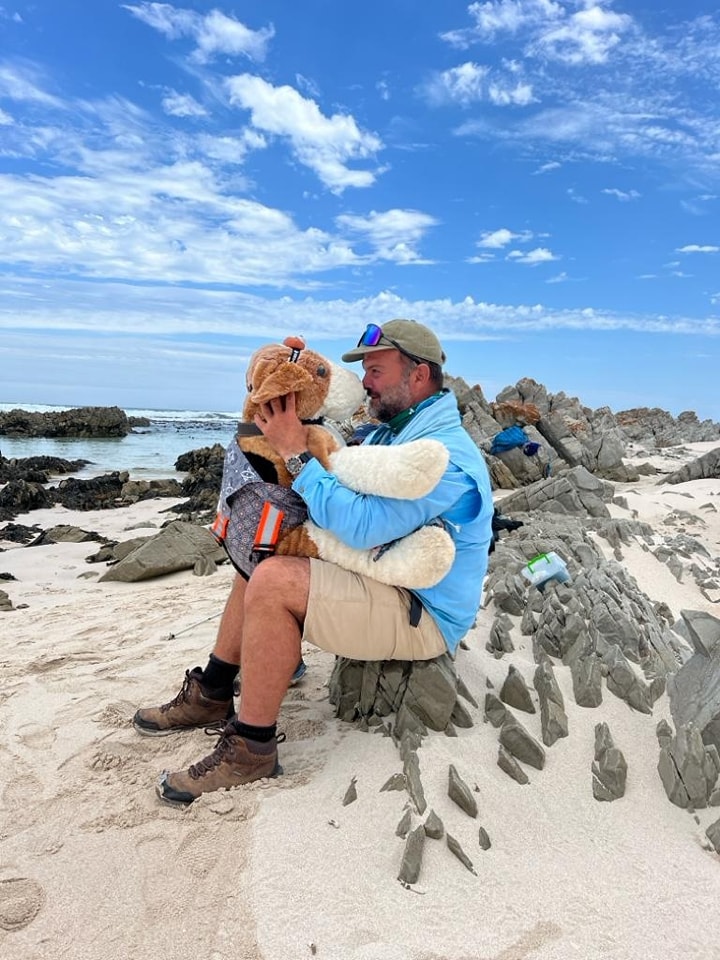 Kusudi_la's tweet photo. There are 3 things that make a great adventure.
1) The physical experience.
2) Everything that happens when the hiking stops.
3) The company. 

Our adventures are great because of the communities who are part of our journey and believe in our purposeful adventure. https://t.co/EMokvF1b4H