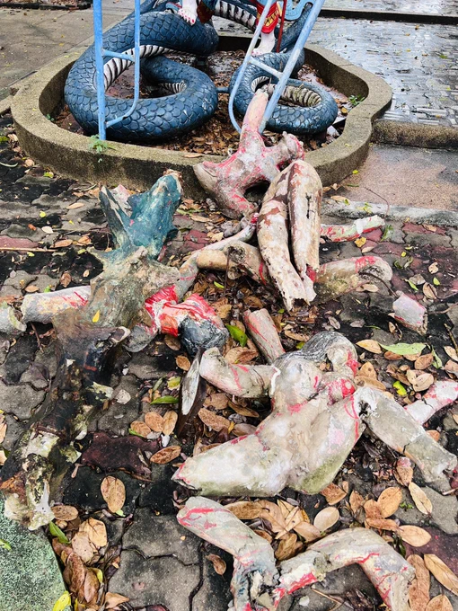 今日訪れた地獄寺。 残念ながら老朽化が激しく、かなりの像が打ち捨てられていました