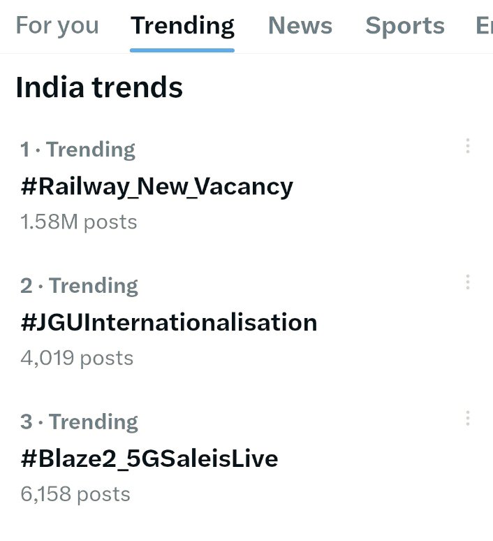 vimlesh84562's tweet photo. #Railway_New_Vacancy
@RailMinIndia @AshwiniVaishnaw @PMOIndia @narendramodi https://t.co/njRg9WbOOL