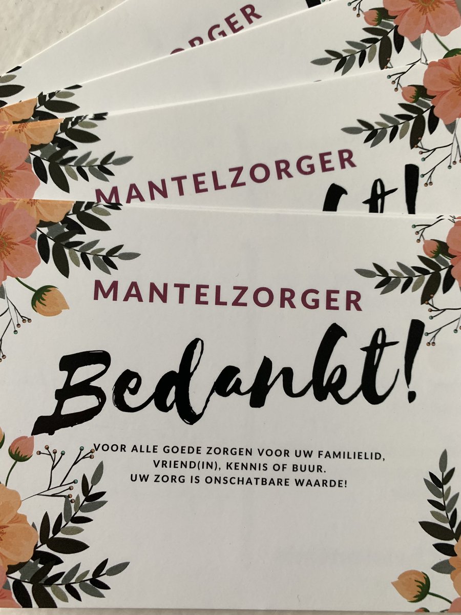 Vandaag doen we kaarten op de bus. 
Zoveel aanmeldingen, dus wat schrijven. #CUSWL #MantelZorg
