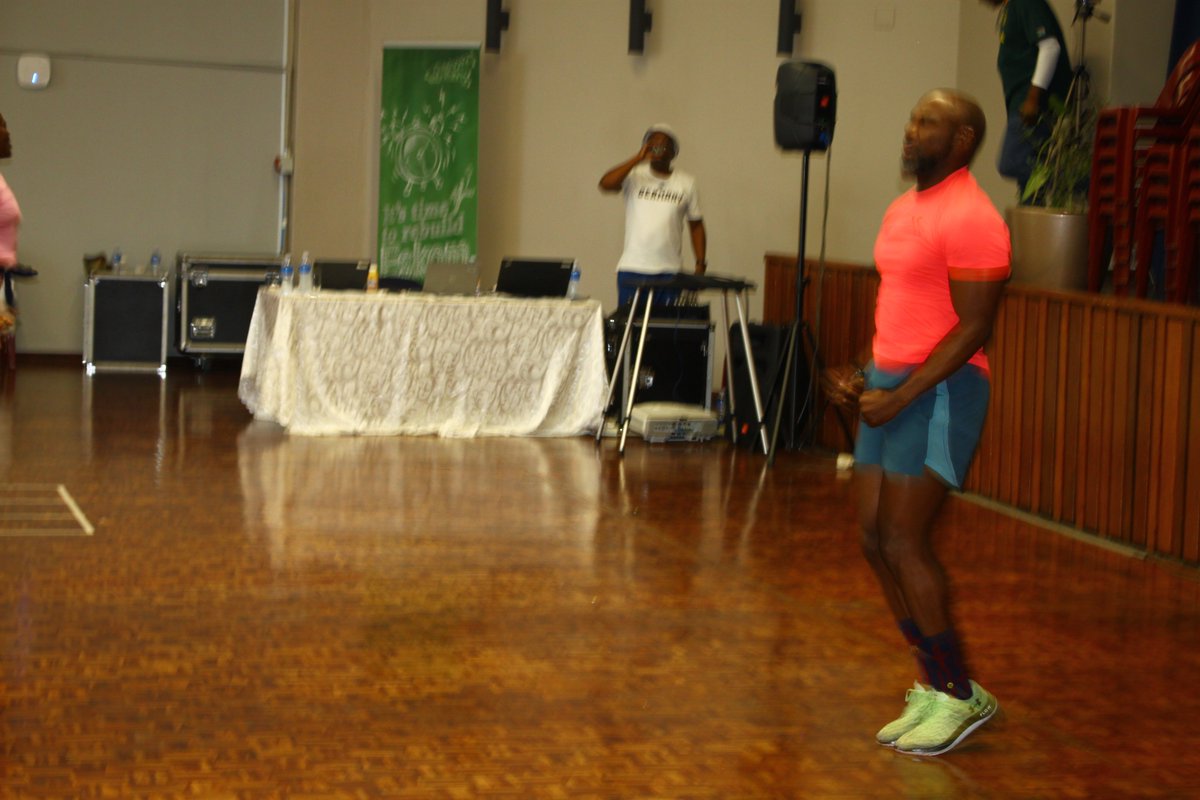 billysigudla1's tweet photo. #irobics https://t.co/8VtUw8I7N5