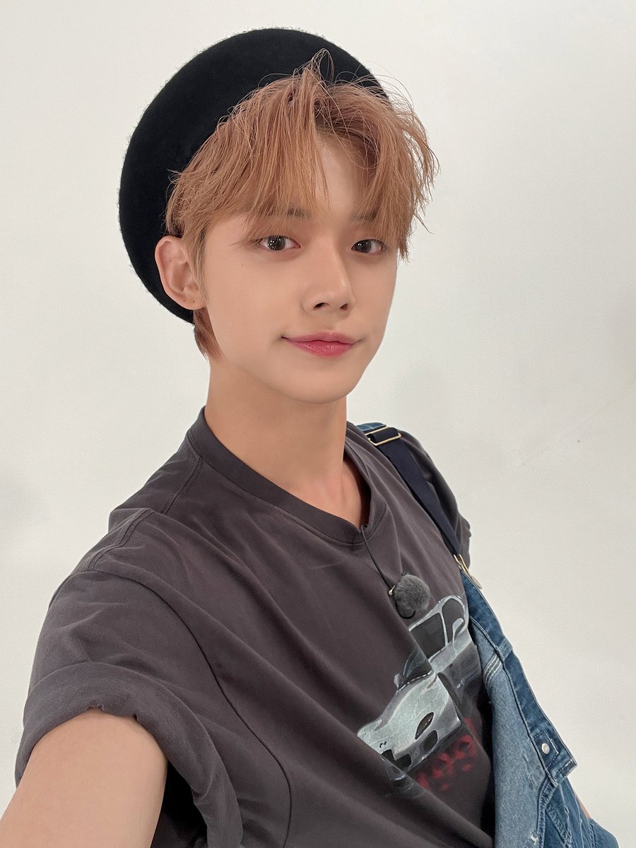 TXT ペンミ MD ：ヨンジュン TXT ペンミ MD ：ヨンジュン 𝑱𝑱𝑼𝑵𝒀