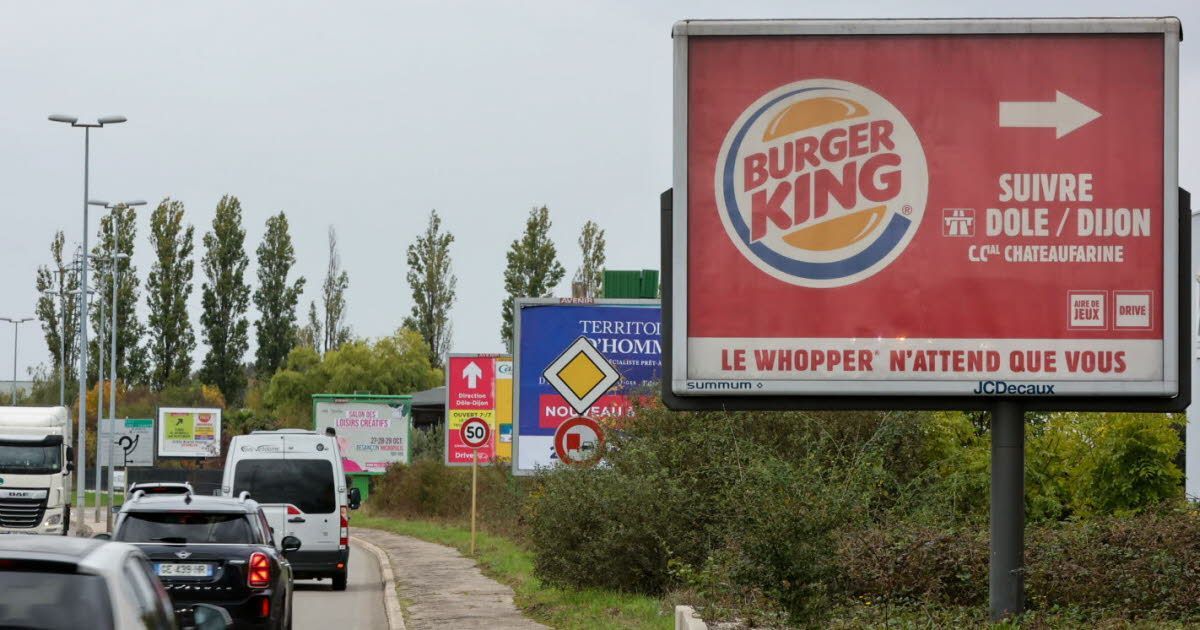 Besançon (ville dirigée par Anne Vignot, une écologiste) : "Publicité : la fin des panneaux 4x3 au bord de la route". Oui, mettre des écologistes au pouvoir, ça change la ville (et donc la vie)

buff.ly/460yszt 

#publicité #Besançon #écologie