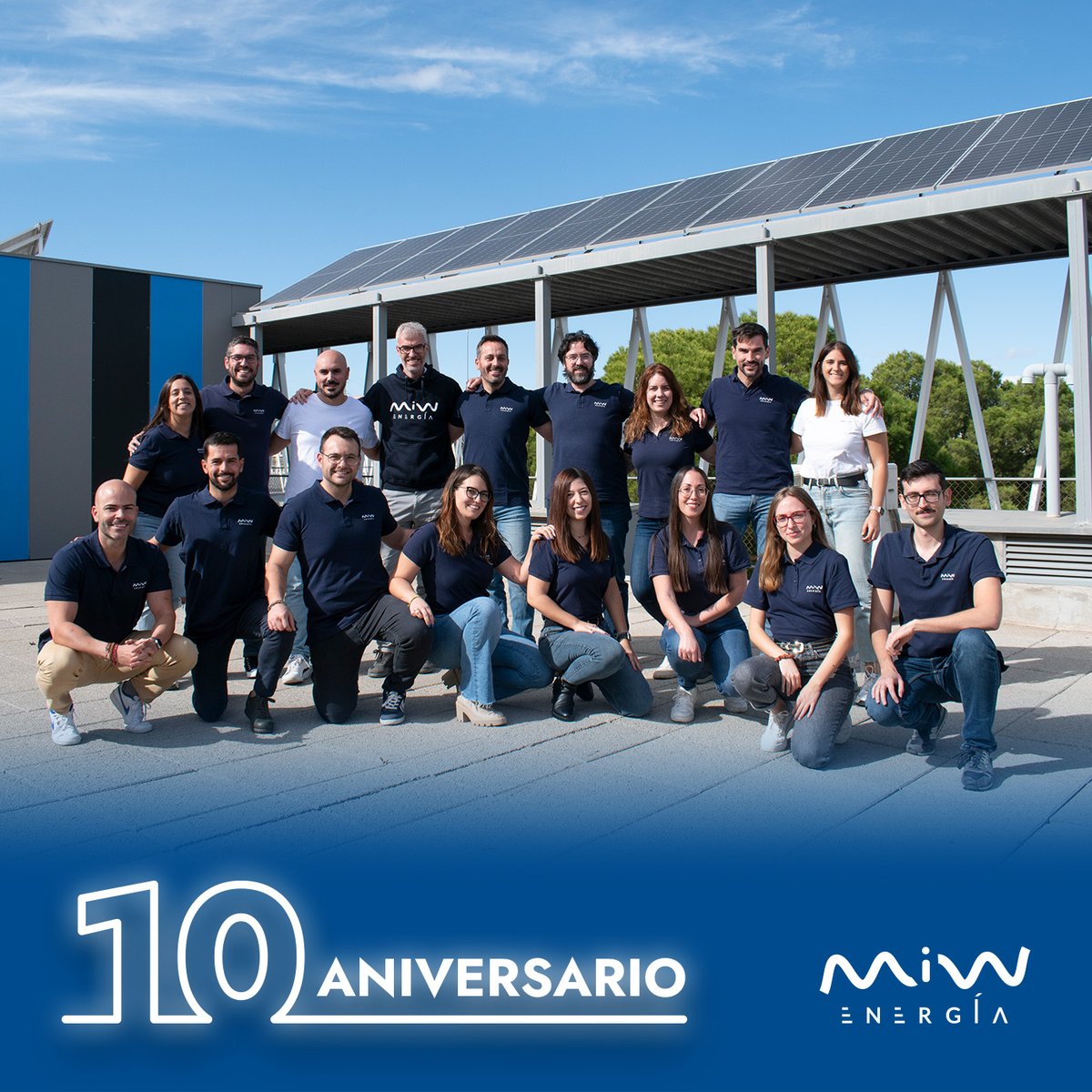 ¡Estamos de celebración, soplamos 10 velas!🎂

En #MIWenergía cumplimos 10 años y no podemos estar más contentos. Muchas gracias a nuestros clientes y colaboradores por acompañarnos en el camino. 😊

#TuEnergíaTusReglas #Factura0 #10AniversarioMIW