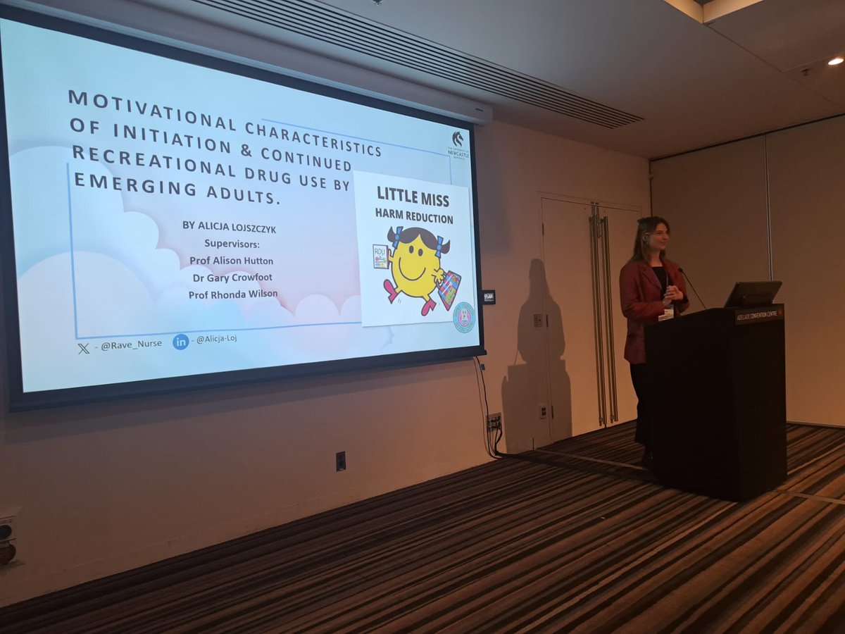 ⁦<a href="/ravenurse/">ravenurse</a>⁩ sharing the findings of her PhD. Well done Alicjia 💕