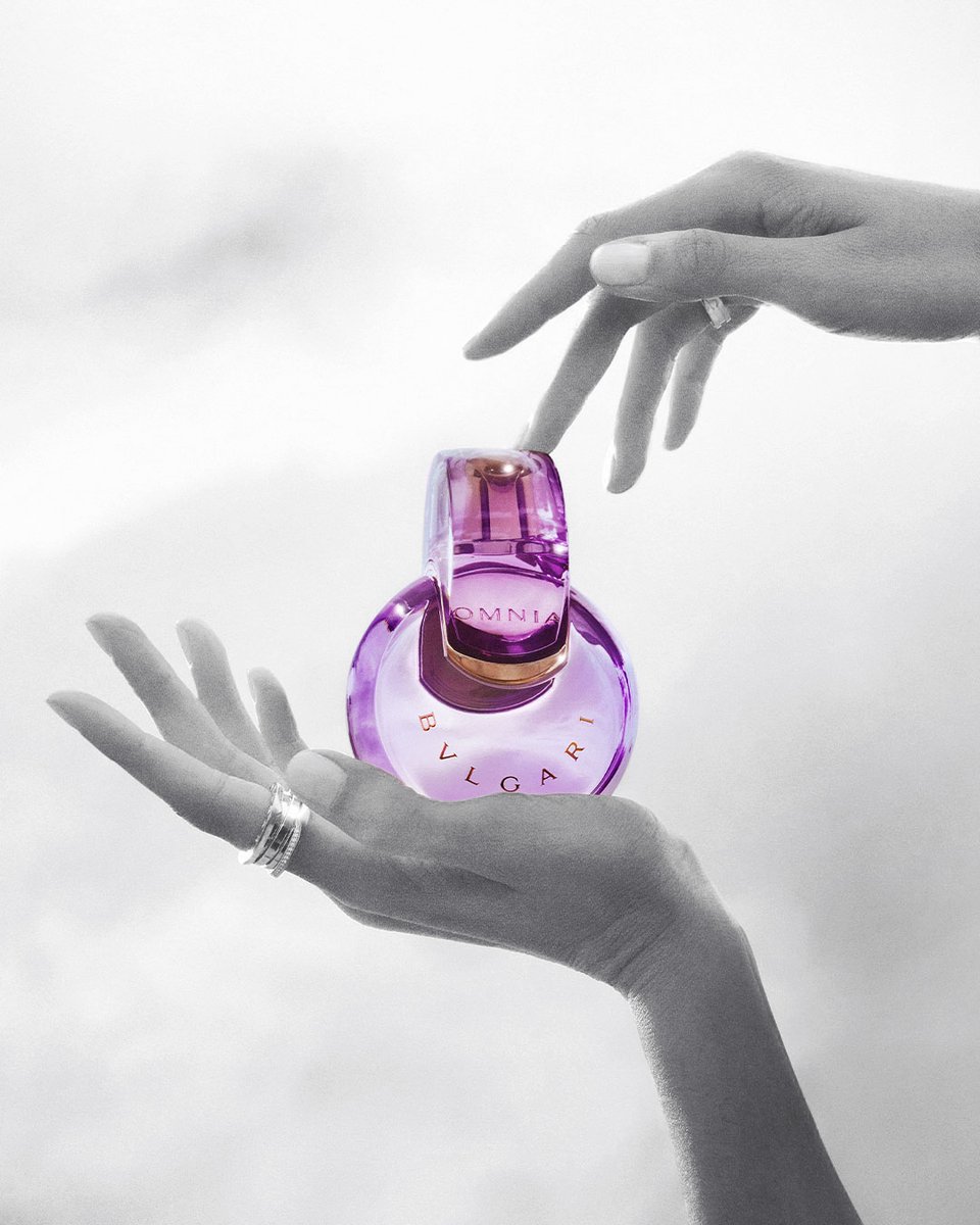 Discover your perfect summer fragrance with Bulgari, where elegance and exotic scents meet under summer skies ☁️✨

Treat yourself to your perfume of the season at @arcstore_sa

#IconicSandton #Bulgari #BulgariOmnia #RevealYourLight #Fragrance #Perfume #Luxury