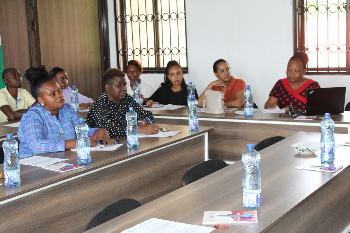 GabrielDolan1's tweet photo. #RITAI #HusikaKusikika Today we launched Kilifi project with Speaker @teddy_mwambire CEC @KenyasOmbudsman @EACCKenya Devolution and Right to Information here to stay https://t.co/cIXsbyHEK4