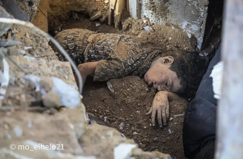 Children buried under rubble in Gaza,their blood, their images, will bear witness ، Witness to your silence, your disappointment ..

#sharing

#SavePalastine_FromZionism 
#shameonworld 
#CeasefireForGazaNOW