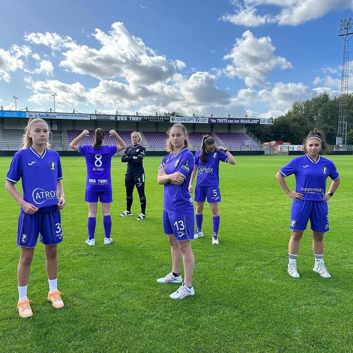 patroladies's tweet photo. Vandaag hebben wij onze laatste ‘main partner’ verzekerd. Op de kledij van onze ladies zullen dit seizoen Atrox, @PepperMillCas, Kompel Bier, Wilko Electronics, Tony Rus, RS Service en LVM Pro mogen prijken!

Forza Patro 💜⚒️

#proudofoursponsors https://t.co/Yha03pjX0Q