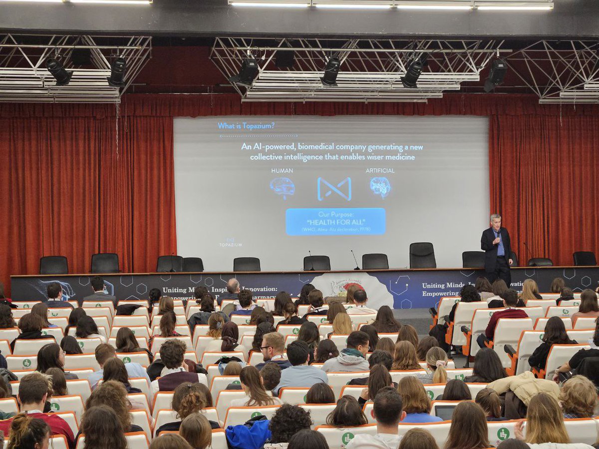 EPSA_Online's tweet photo. #EPSAAA23 🇪🇸|
We would like to thank @topazium_ai for their insightful presentation at the Autumn Assembly in Madrid ✨
Getting to know more about cancer and the digital health is crucial for pharmaceutical students! https://t.co/BKnuiQYexz