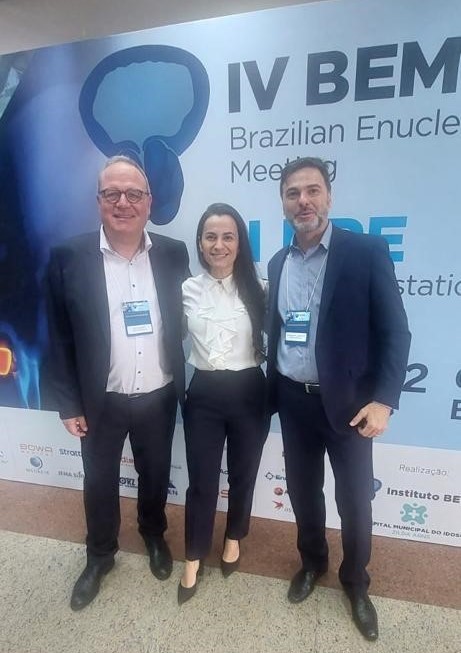SurgicalJena's tweet photo. #BEM23 = a high level scientific program &amp; 10 live #surgeries! 

Our highlight: Dr. Eduardo Terra Lucas' HoLEP with the MultiPulse HoPLUS by #JenaSurgical, commented by Prof.  Fonseca, Dr. Thiago Sato &amp; Dra. Cristine Fernandes. What a great time in Curitiba! https://t.co/AanFZujuQ6