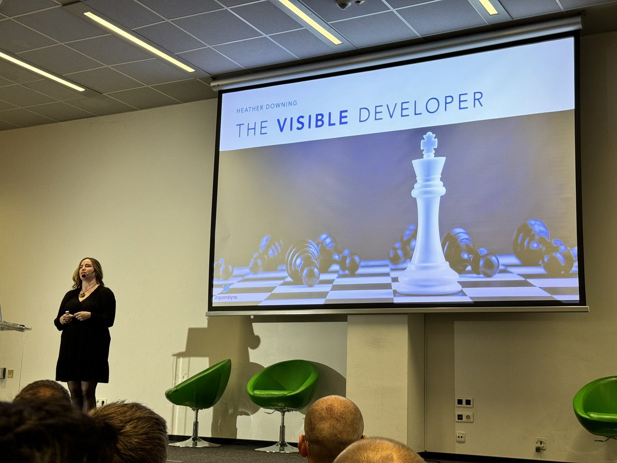 k_cieslak's tweet photo. Amazing talk about personal branding for developers by @quorralyne at #devconfpl https://t.co/QUBfvks7A6