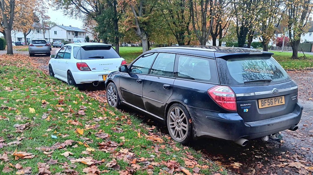 Out and about in Shrewsbury. I do like a #Bugeye #Impreza #JDM #STi. Cloth seat goodness and a tailpipe you could launch a rocket out of. Excellent.