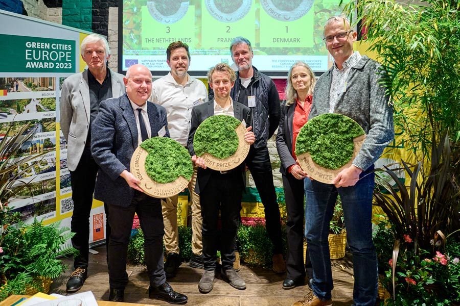 Dinamarca se alza con el Green Cities Europe Award con un complejo verde para estudiantes y personas mayores guiaverde.com/noticias/dinam… #GreenCities #theGreenCities