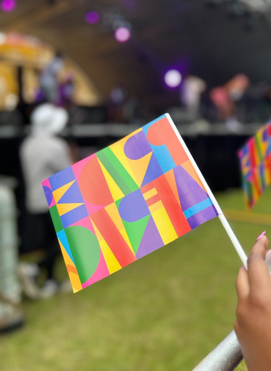 EY_Africa's tweet image. EY’s commitment and presence at Johannesburg Pride showed its resounding impact on promoting acceptance and inclusivity. #ProudToBelong #Pride2023