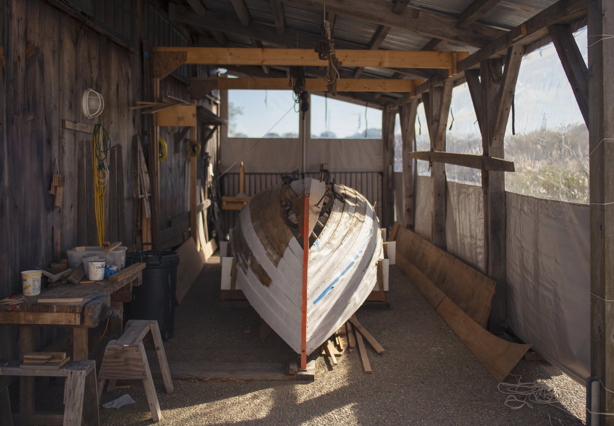 4 more boat workshops in Maine & Cape Cod. There's an odd little paradox at work: I've never been anywhere with so many builders of bespoke & beautiful wooden boats, but many talk of UK coasts (esp the Cornish pilot gig & St Ayles skiff scenes) as their aspiration for the region.