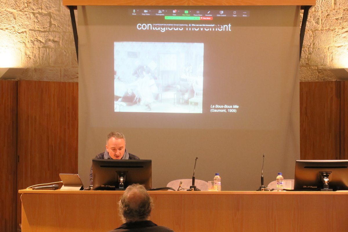 UdGLletres's tweet photo. 📢Ja ha començat el 14è Seminari internacional sobre els antecedents i orígens del cinema📢
La jornada ha arrancat aquest matí a la Sala de Graus, amb la presentació i benvinguda del degà de la Faultat, i s'allargarà fins demà a les set del vespre. https://t.co/Nd2J71XKII