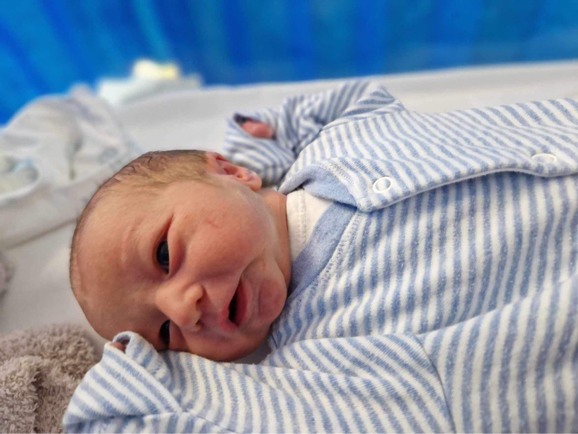dc_lawrence's tweet photo. Hannah and I would like to introduce Ronan Isaiah Lawrence, who was born into this world on Tuesday, 7 November 2023. We are now back home from hospital and are inexpressibly happy!

Since I am utterly absorbed right now, I will be taking some time off campaigning and will also be bit slower to respond to messages over the next few weeks.