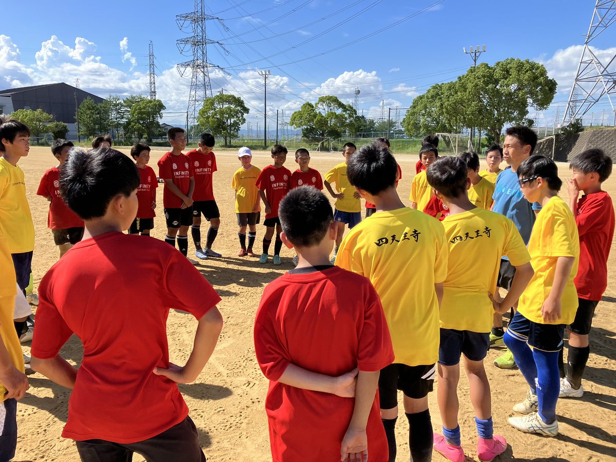 _moniquinha31_'s tweet photo. デフフットサル日本代表を率いてるのは藤井健太氏。Deportivo Maravilha でも、藤井健太ワールドでも一緒にやってる健太コーチ。今、ワールドカップでブラジル滞在中！！なんと、僕が住んでたSão José dos Campos!!!!
すごい偶然。沢山の仲間に連絡中。笑
ボアソルチ https://t.co/NiNYFY9SSD